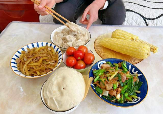 夫妻俩的午餐，2道家常菜，简单又营养